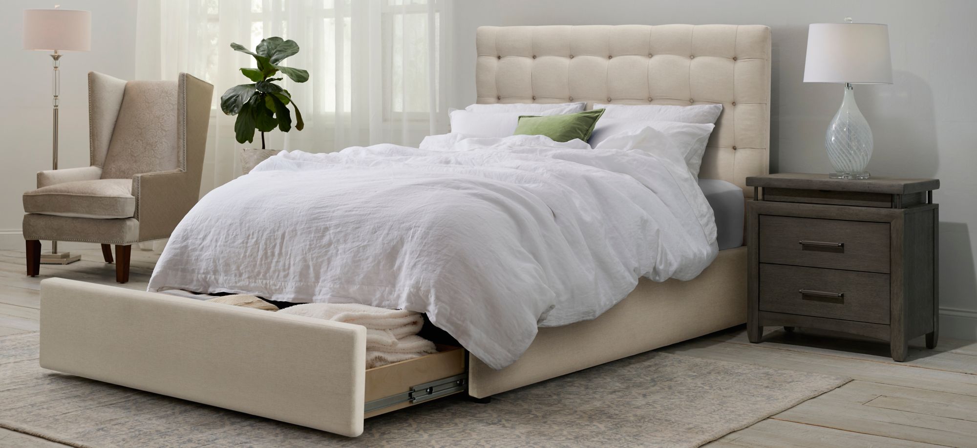 Portia Storage Bed
