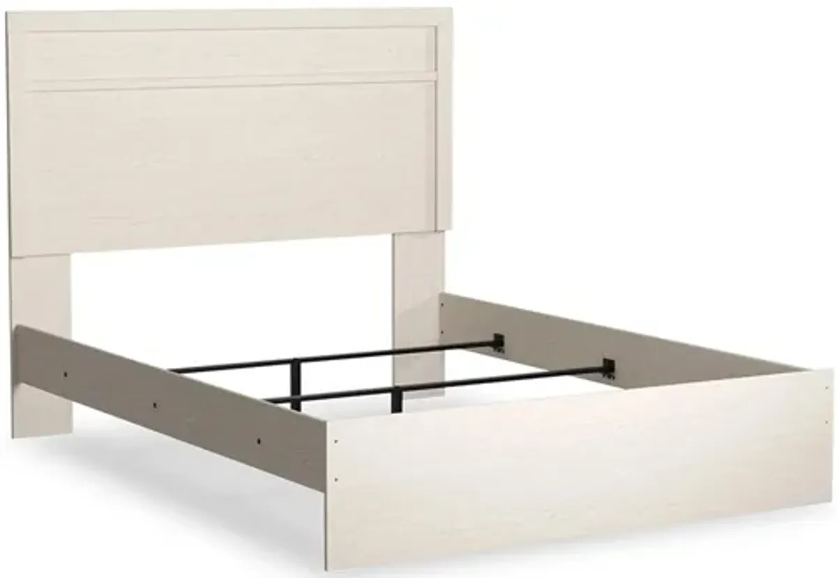 Stelsie Queen Panel Bed