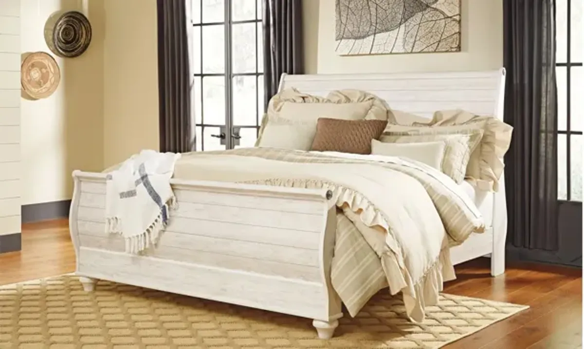 Collingwood Sleigh Bed in Whitewash by Ashley Furniture