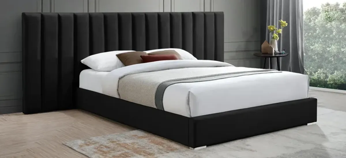 Pablo Queen Bed