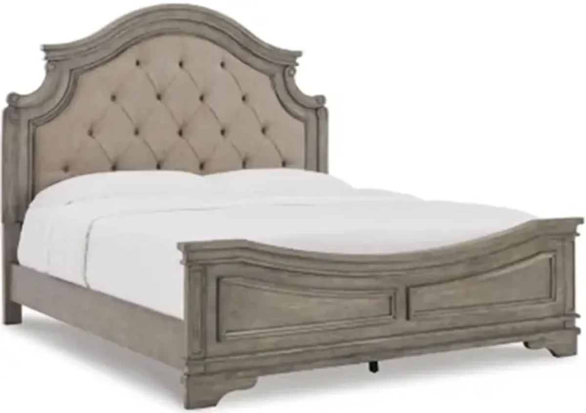 Lodenbay Panel Bed