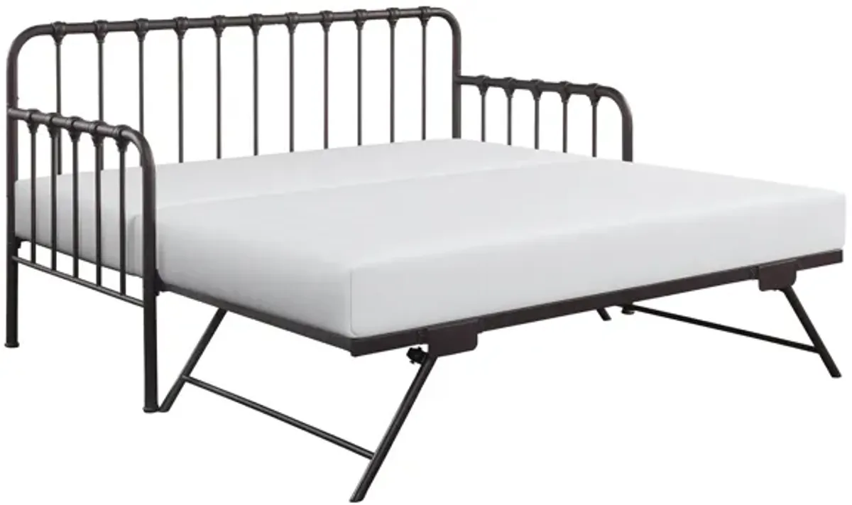 Batavia Metal Daybed With Trundle