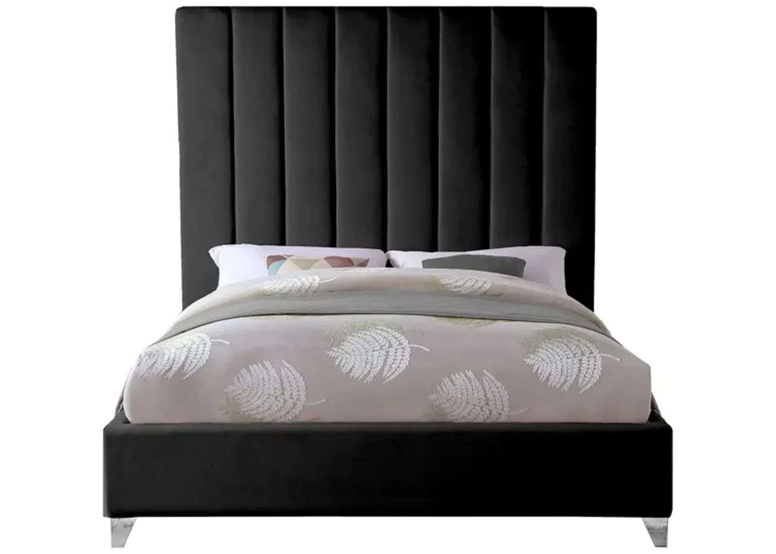 Via Queen Bed in Gray by Meridian Furniture