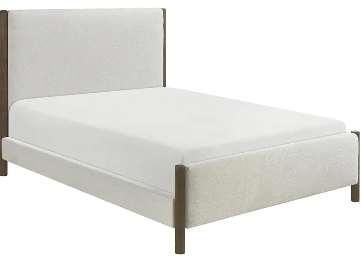 Casslopeia Platform Bed