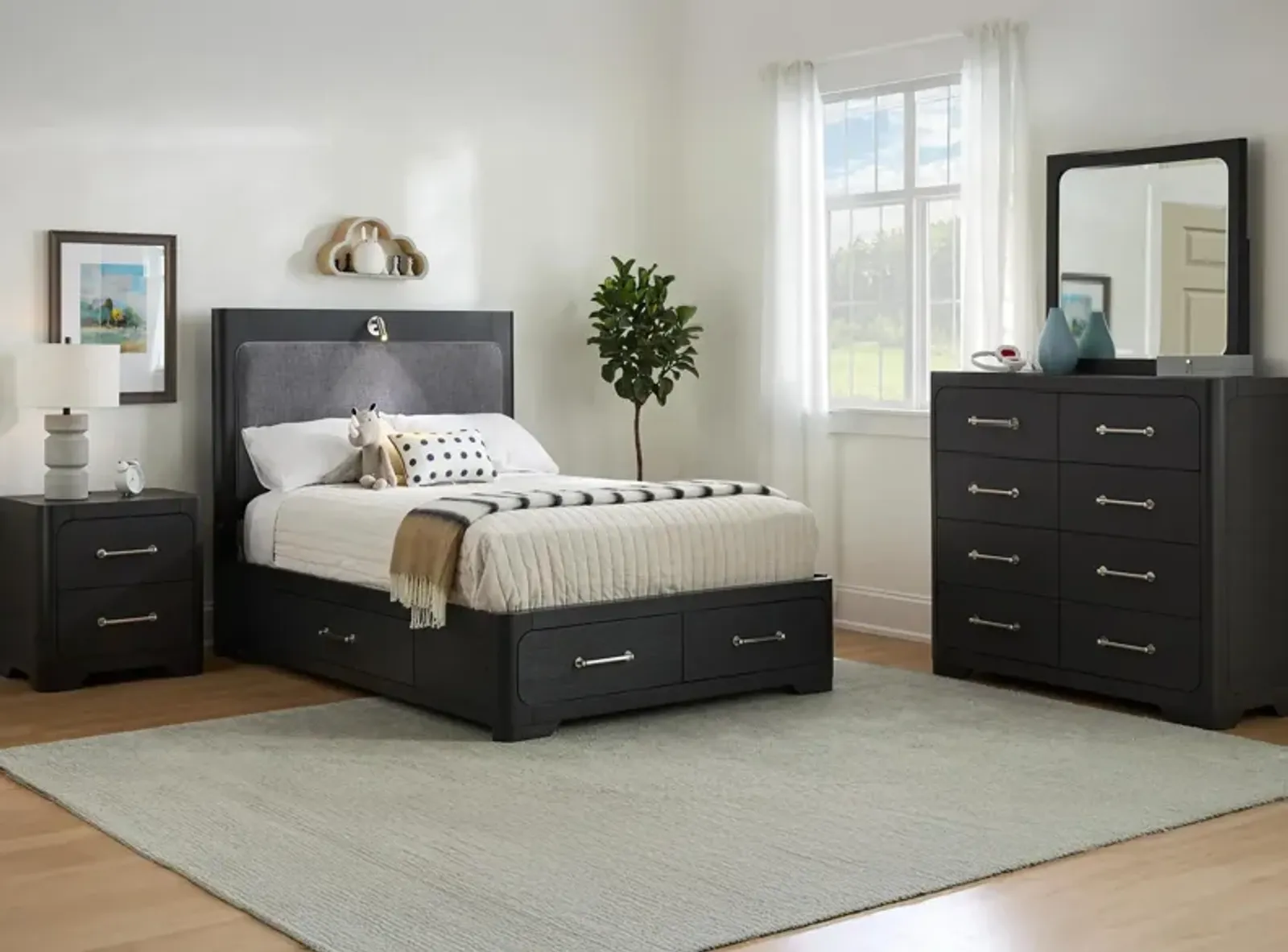 Palmer Lake 4-pc. Bedroom Set