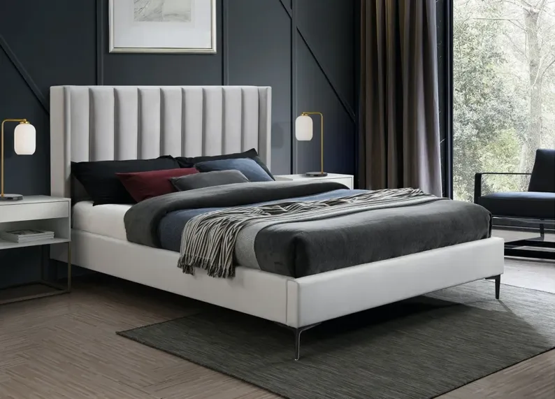 Nadia Queen Bed in Gray by Meridian Furniture