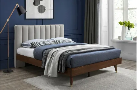 Vance King Bed in Gray by Meridian Furniture