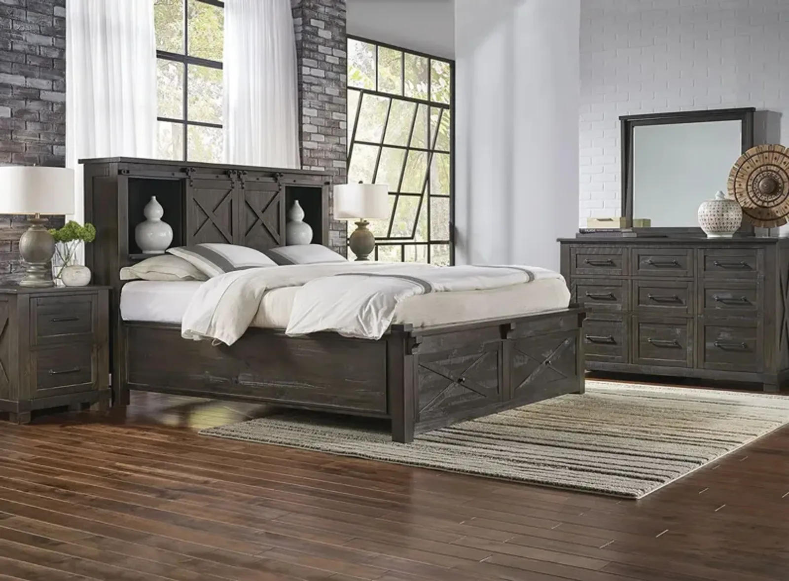 Sun Valley 4-pc. Bedroom Set w/ Storage Bed