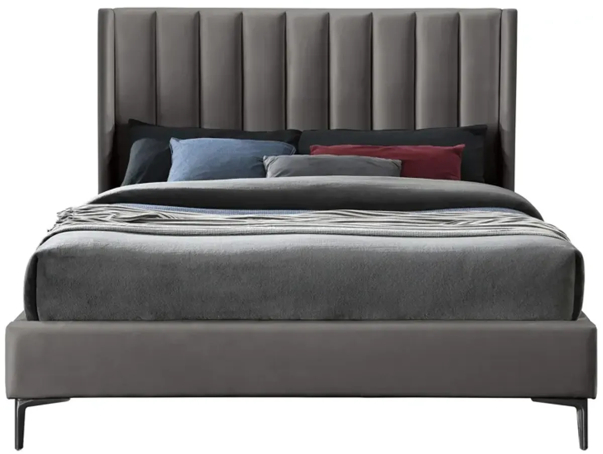 Nadia King Bed in Gray by Meridian Furniture