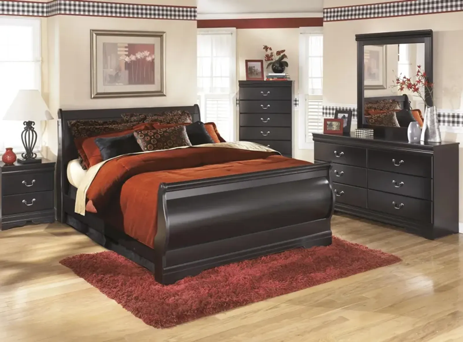 Huey Vineyard 4-pc. Bedroom Set