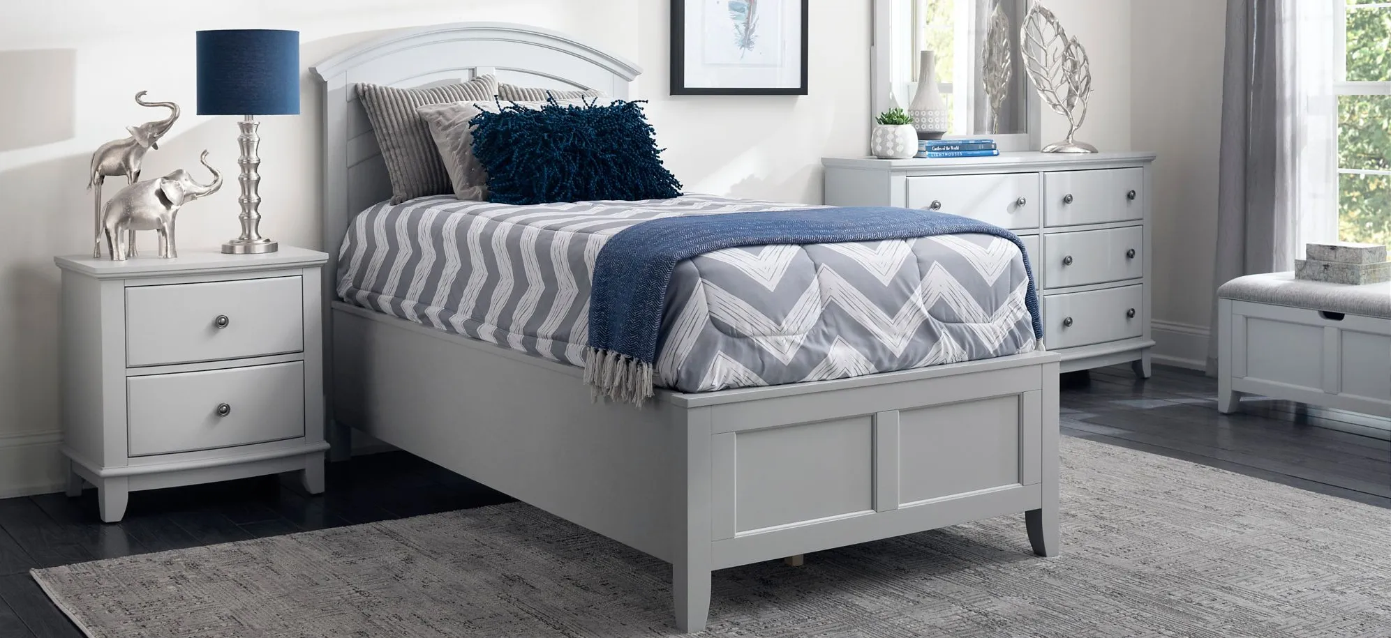 Kylie Youth 4-pc. Platform Bedroom Set in Gray by Bellanest