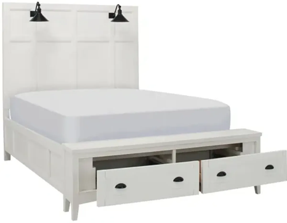 Ivy Ridge Platform Storage Bed w/ Lamp Headboard