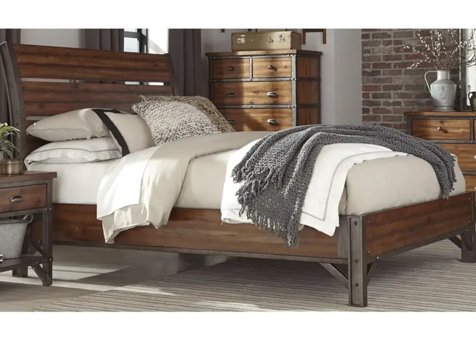 Steele Platform Bed