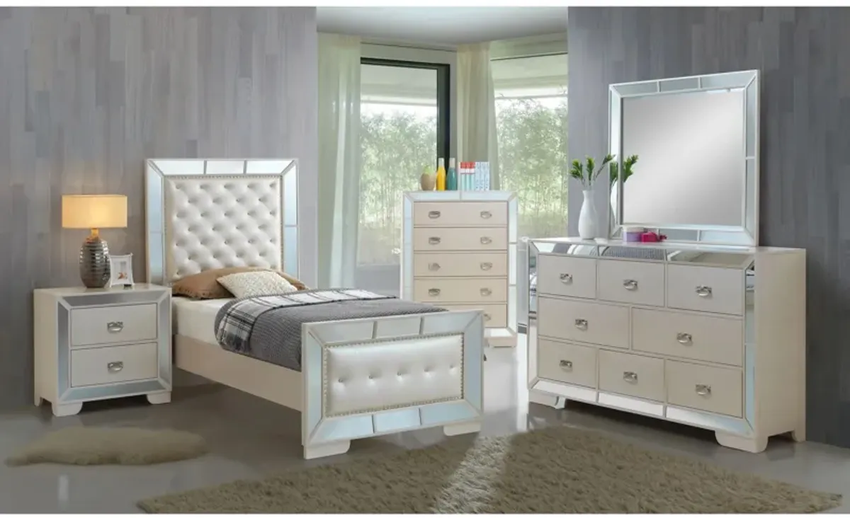 Hollywood Hills 4-pc. Upholstered Bedroom Set