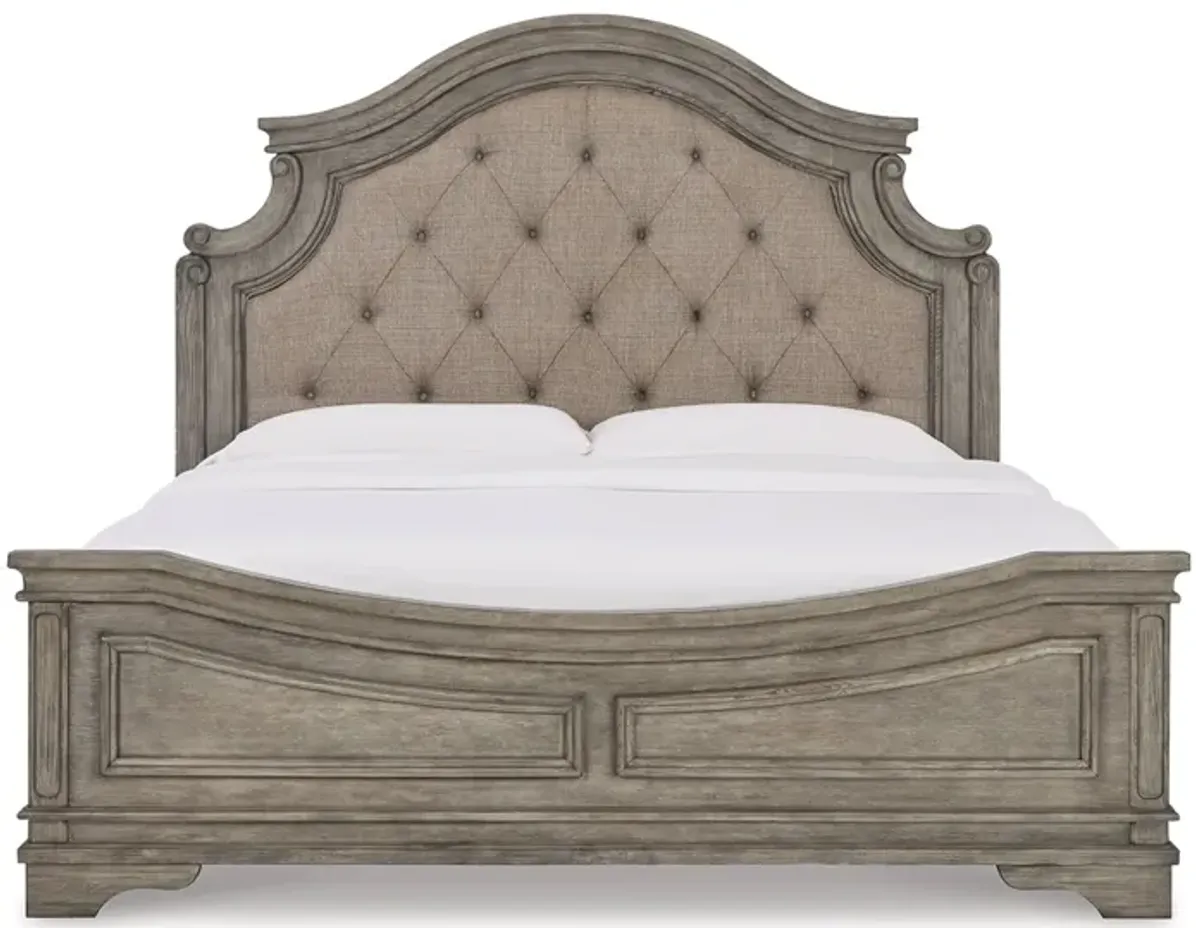 Lodenbay Panel Bed