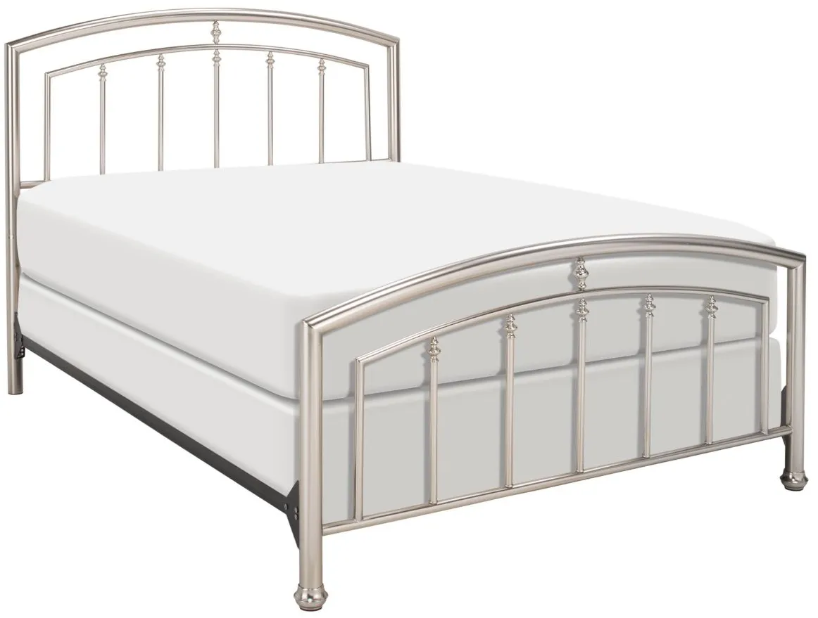 Harlow Bed in silver by Hillsdale Furniture