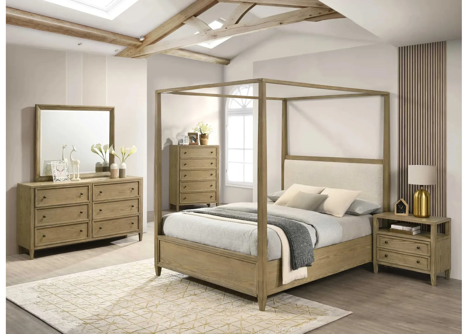 Sienna 5pc. Bedroom Set in Light Ash by Crown Mark