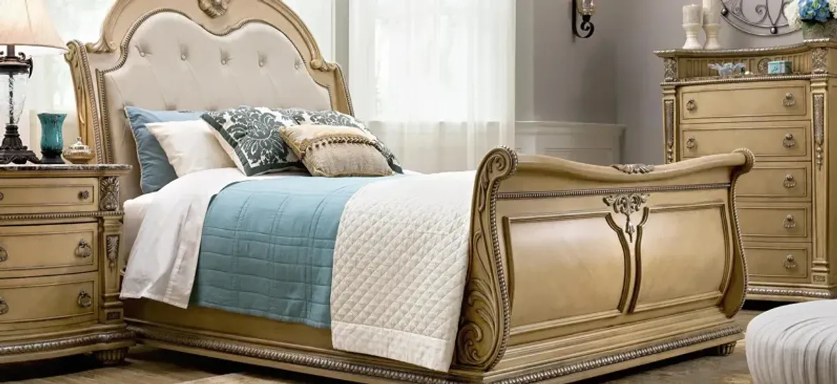 Wilshire Sleigh Bed