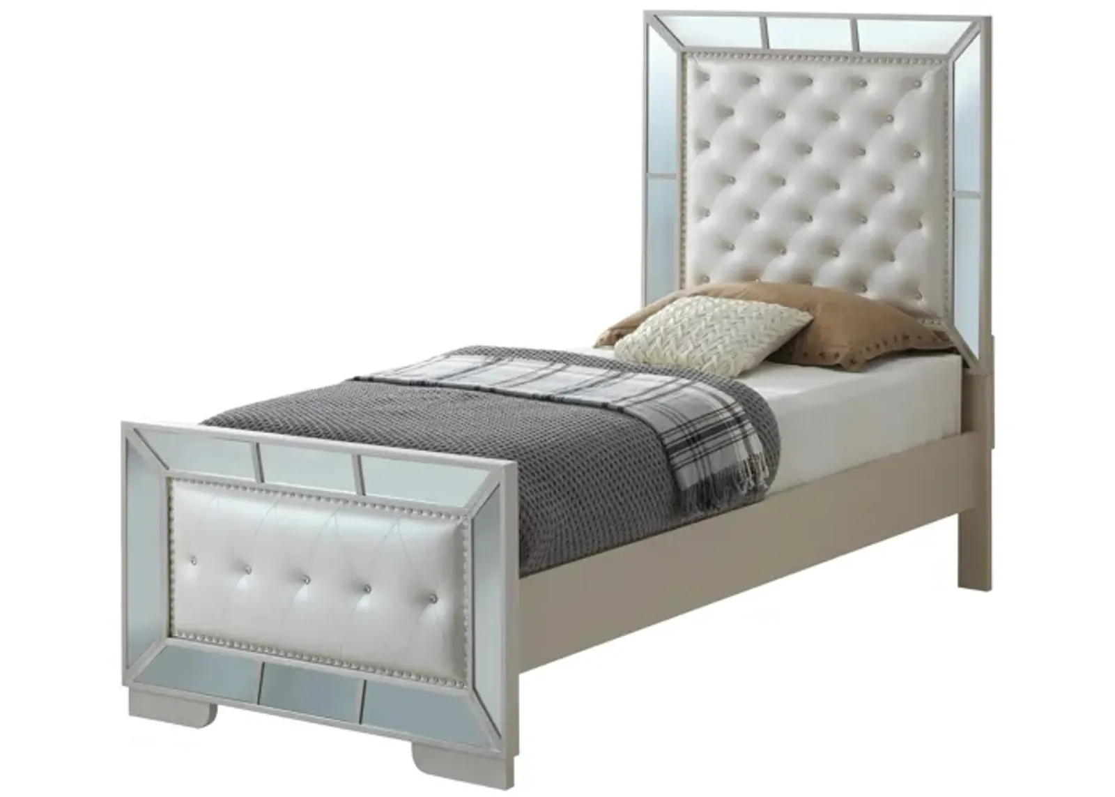 Hollywood Hills Bed in Pearl by Glory Furniture