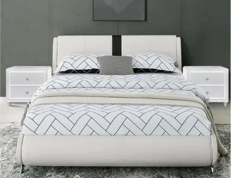 Carlton Platform Bed with 2 Nightstands in White by CAMDEN ISLE