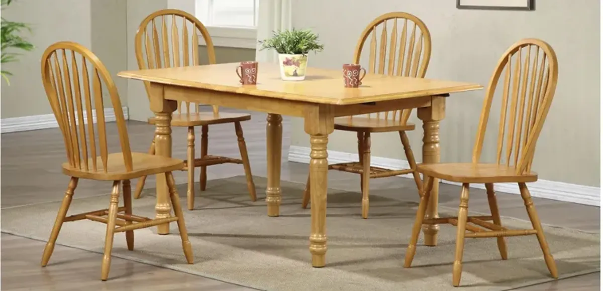 Oak Selections Butterfly Top Dining Table