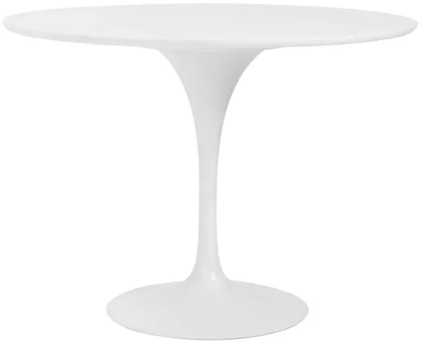 Astrid 40" Round Table