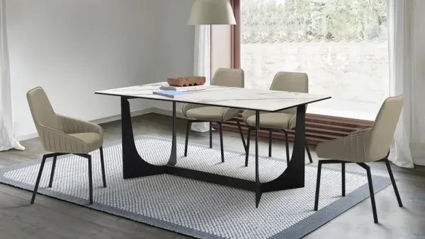 Esme Shilo 5-pc. Dining Set