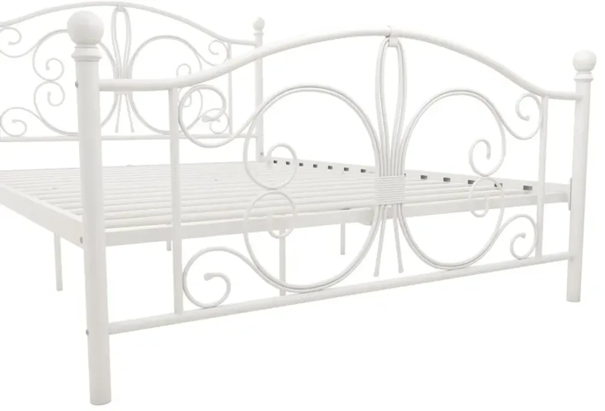 Ballard Victorian Metal Bed with Secured Metal Slats