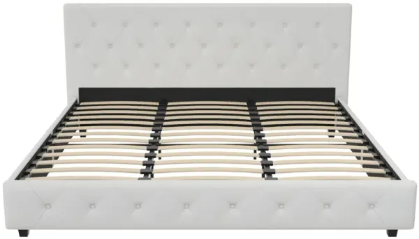 Dakota Upholstered Platform Bed With Diamond Button Tufted Heaboard