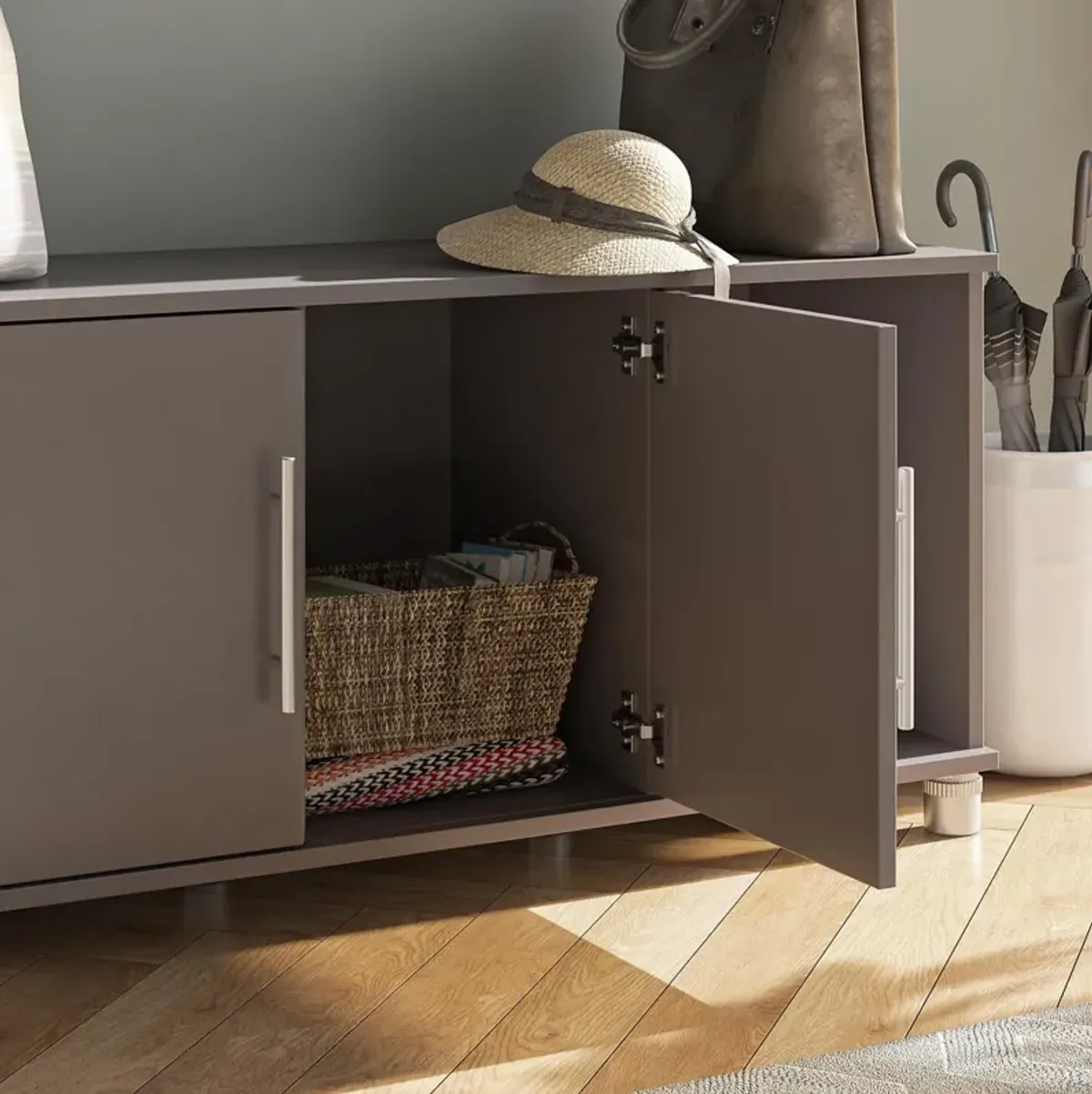 Shoe Storage Bench with 2 Open and 2 Closed Storage Compartments