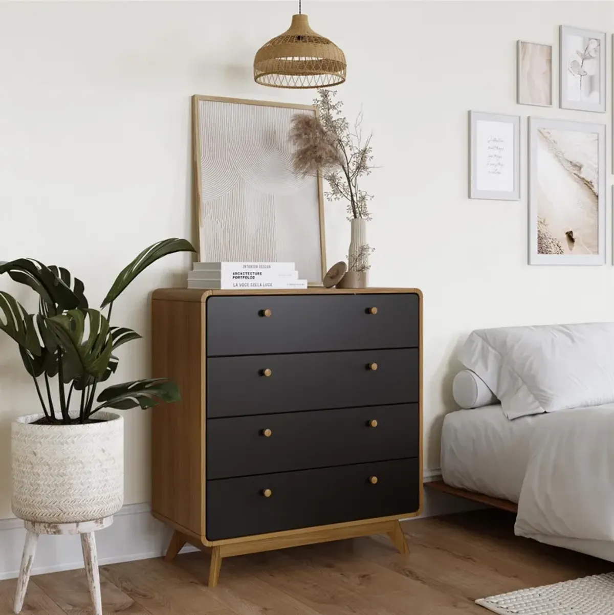 Leva Scandinavian Style 4 Drawer Dresser