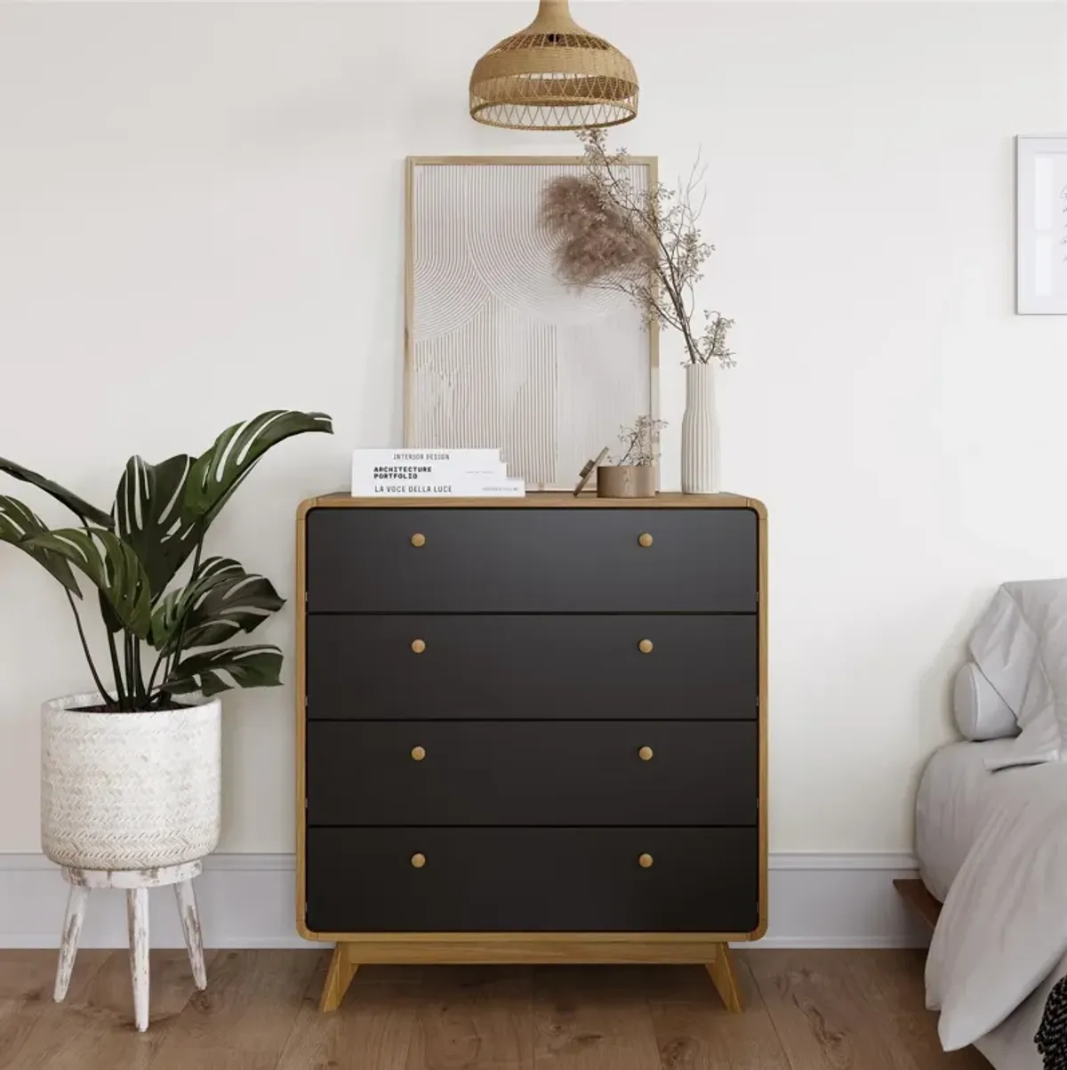 Leva Scandinavian Style 4 Drawer Dresser