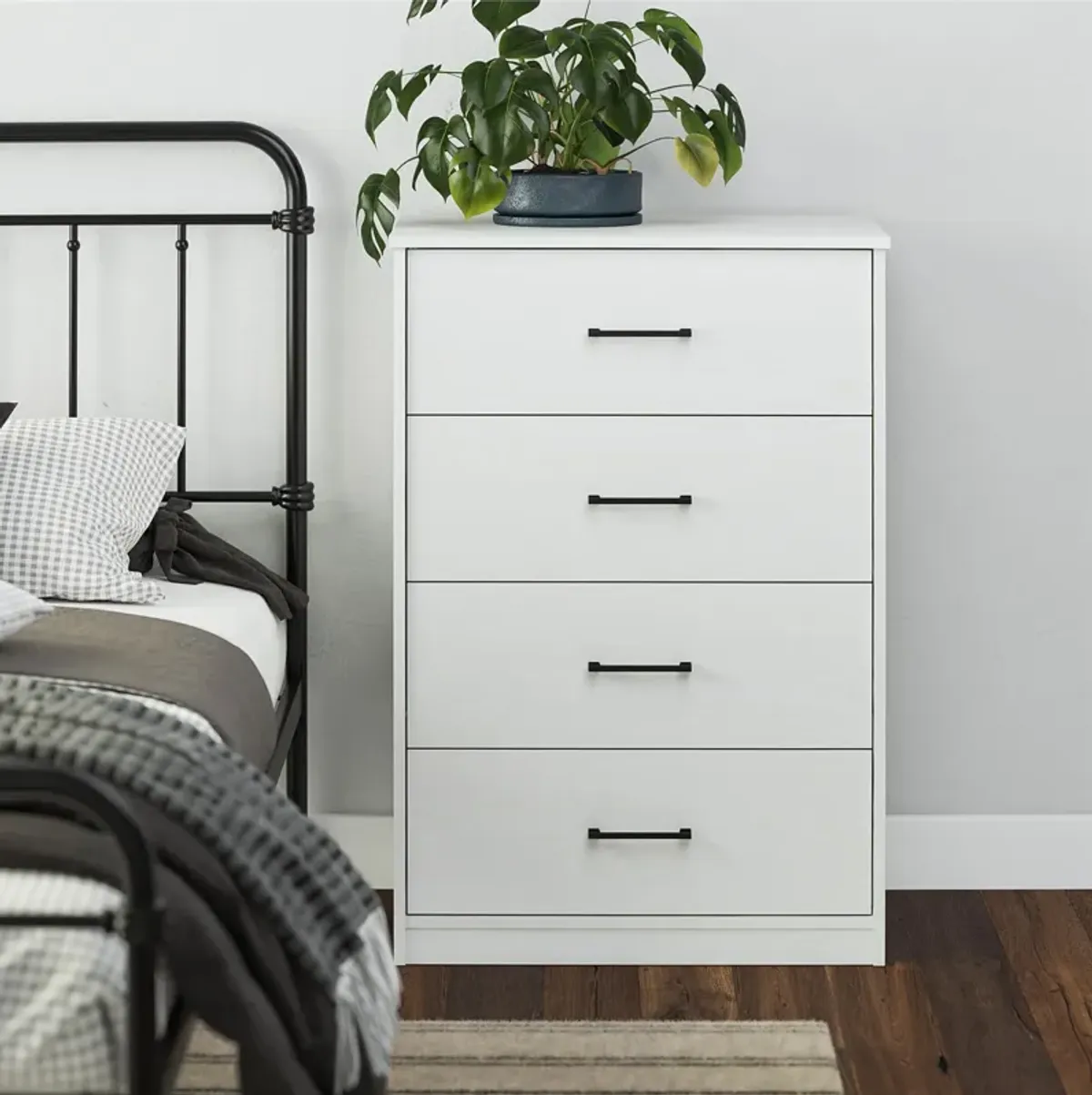 Easy Build Pearce 4 Drawer Dresser with Interlocking SwitchLock™ System