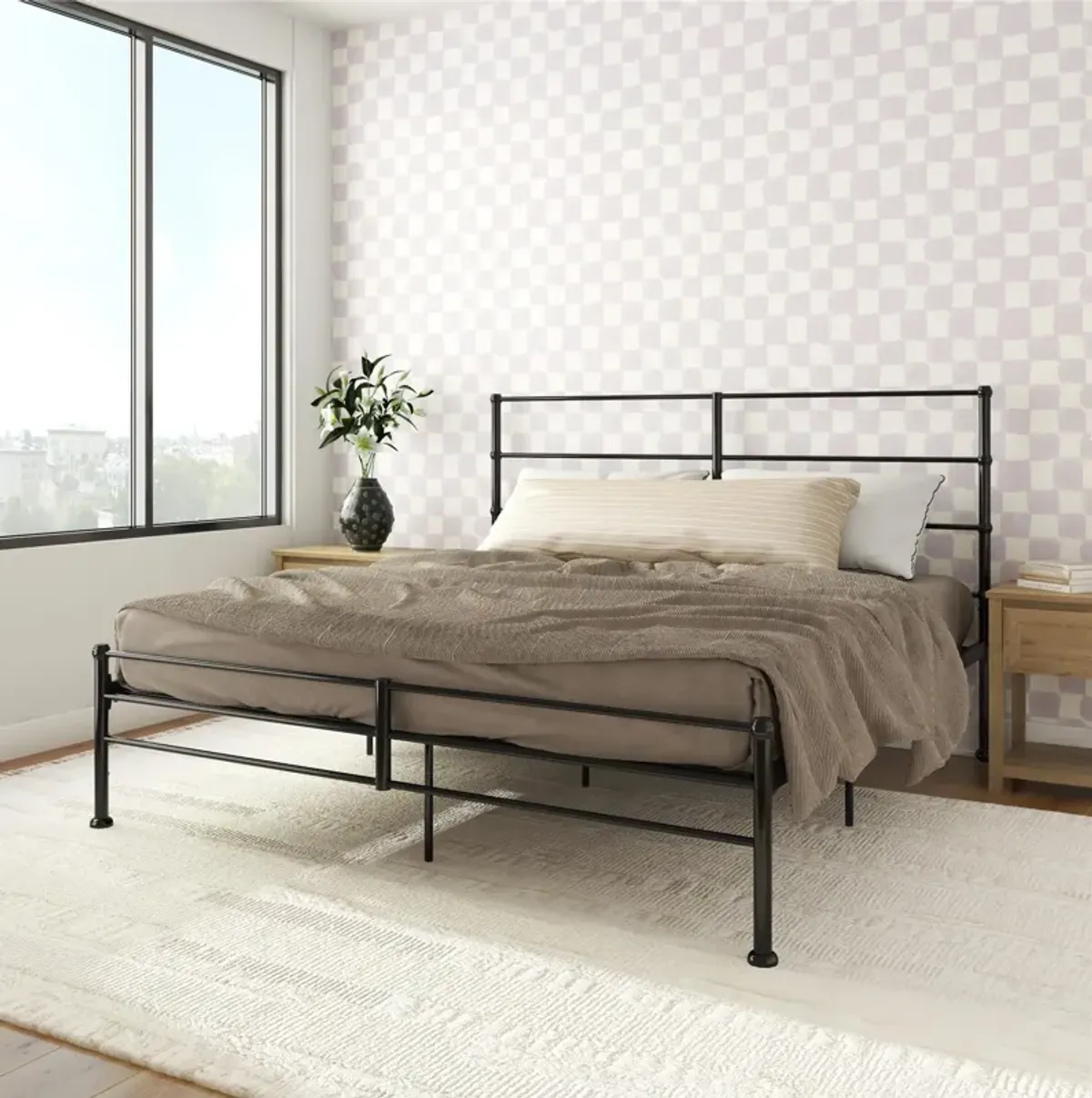 MacKenzie Adaptable Metal Platform Bed