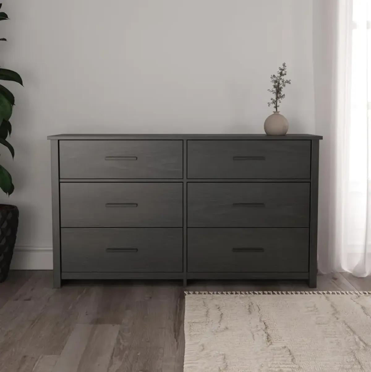 Brookshore Wide 6-Drawer Dresser