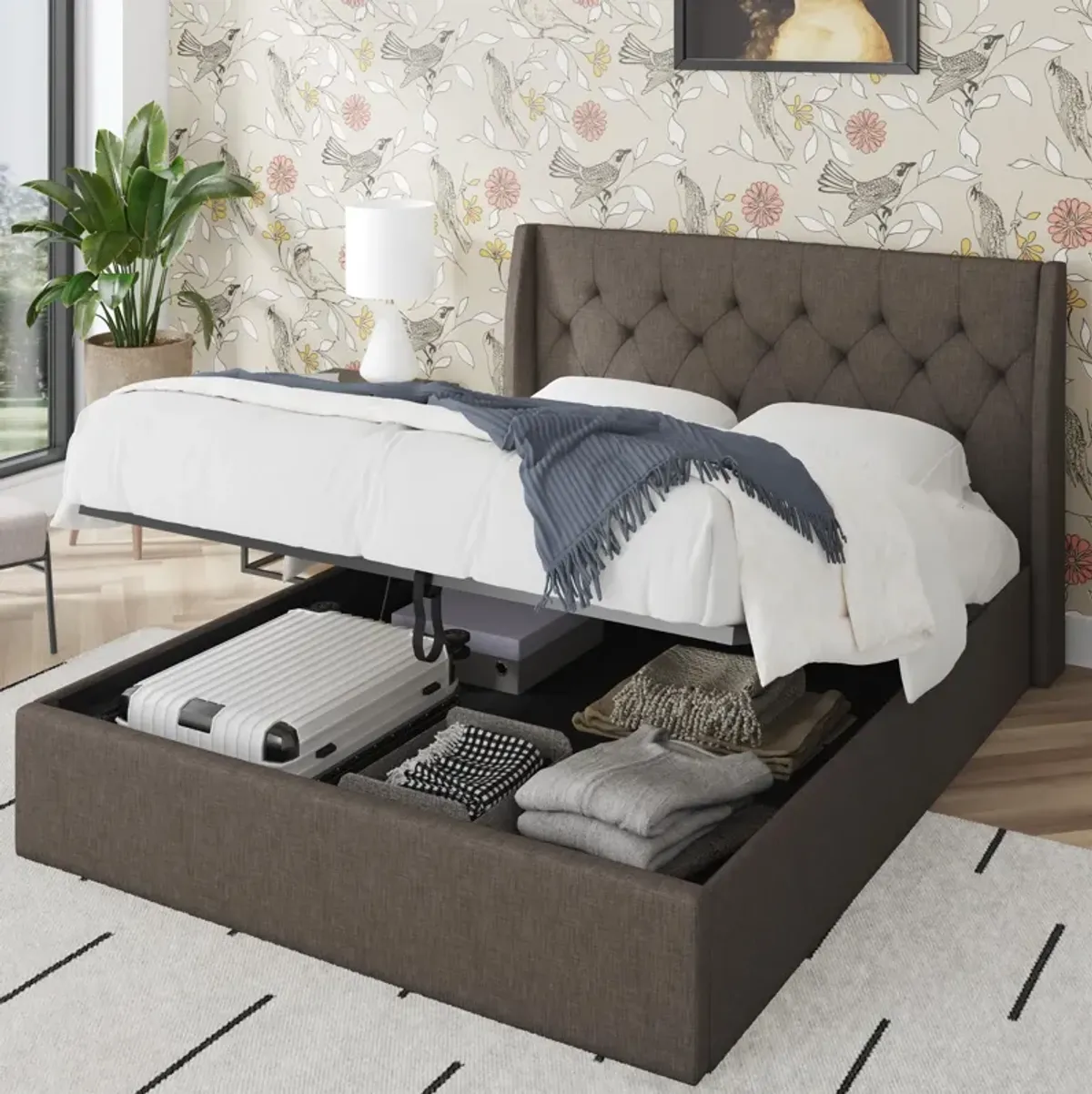 Her Majesty Bed with Storage