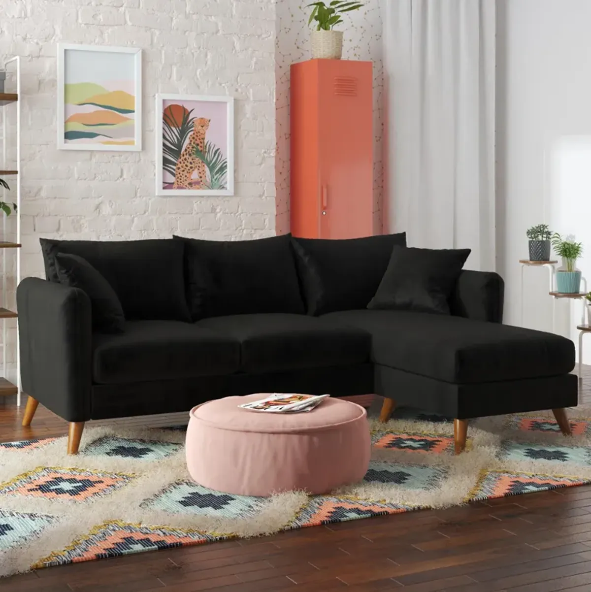 Magnolia Reversible Sectional Sofa with Pillows