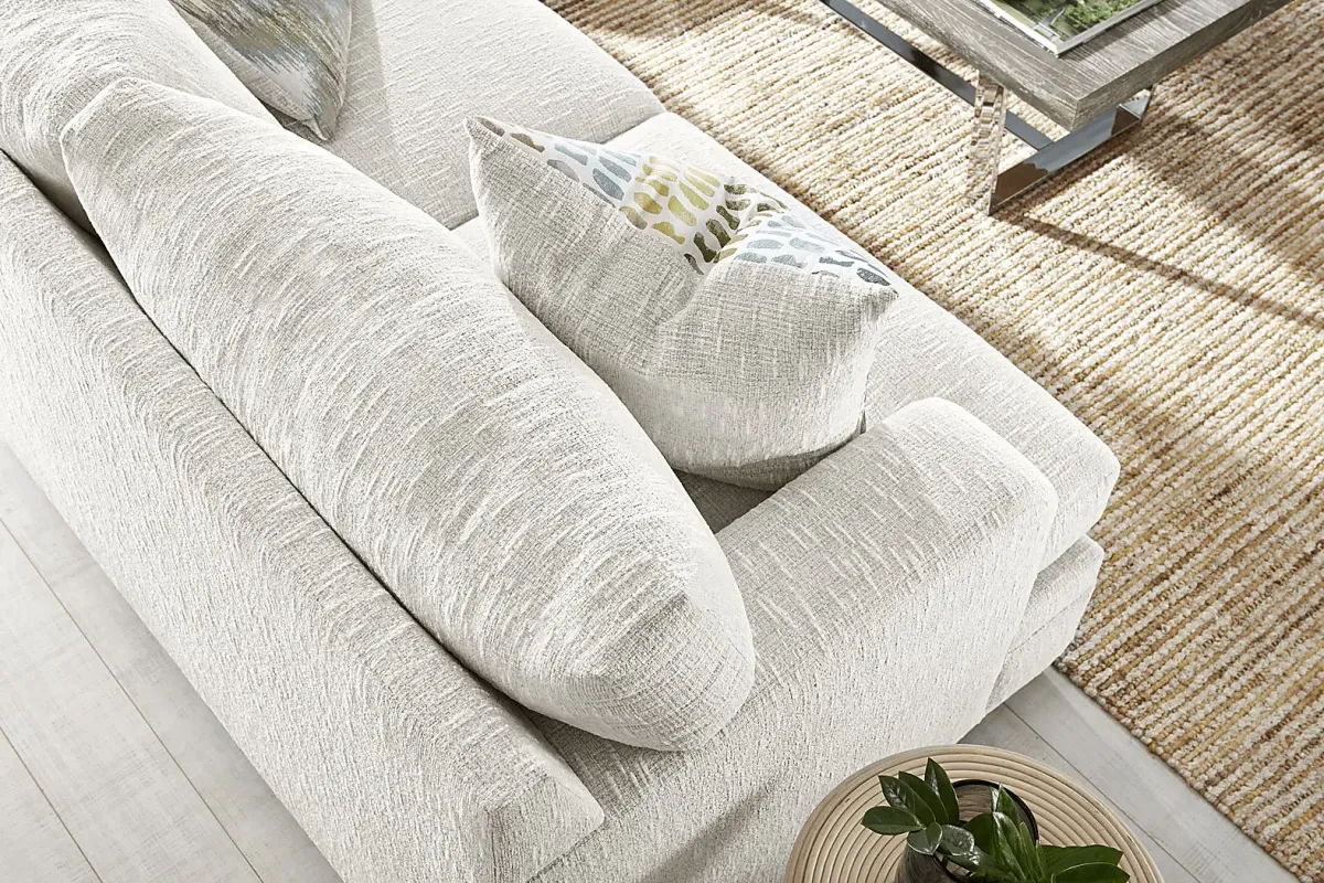 Charlton Park Ivory 9 Pc Living Room