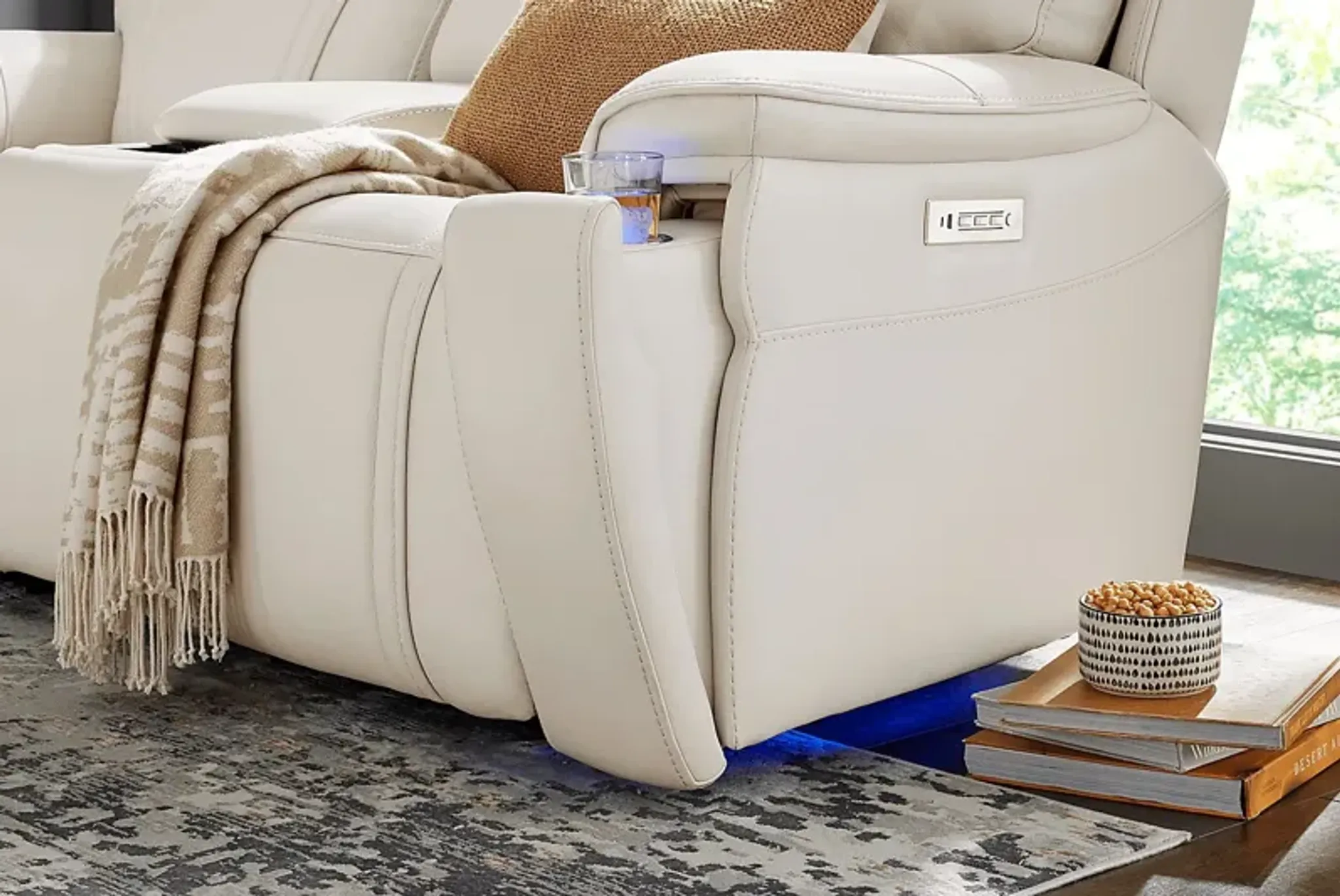 Sound Tech By Shaq Ice Leather 2 Pc Triple Power Reclining Living