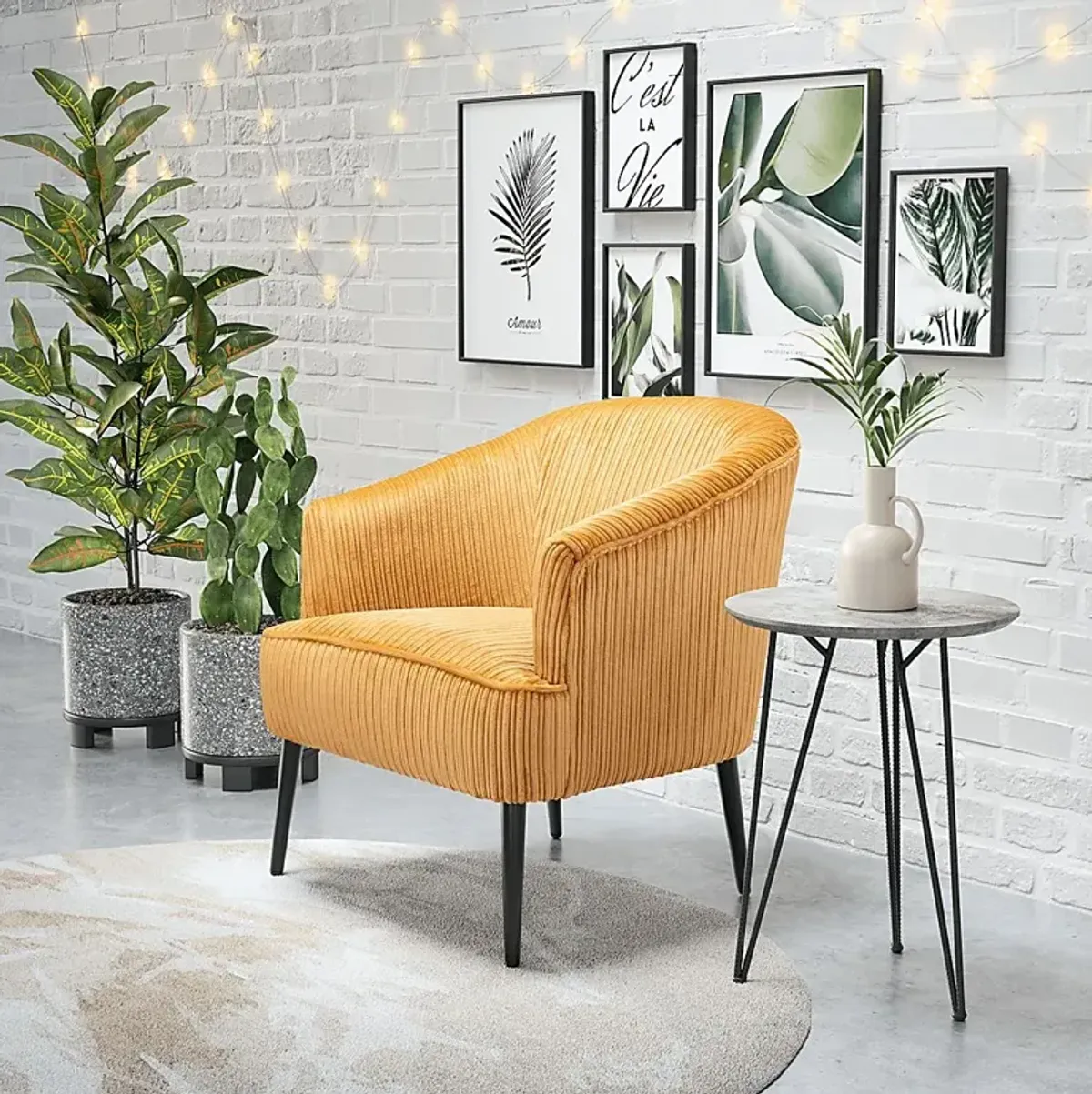 Giddeon Yellow Accent Chair