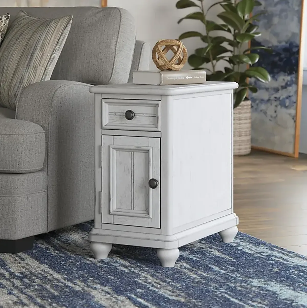 Lishawn Gray End Table