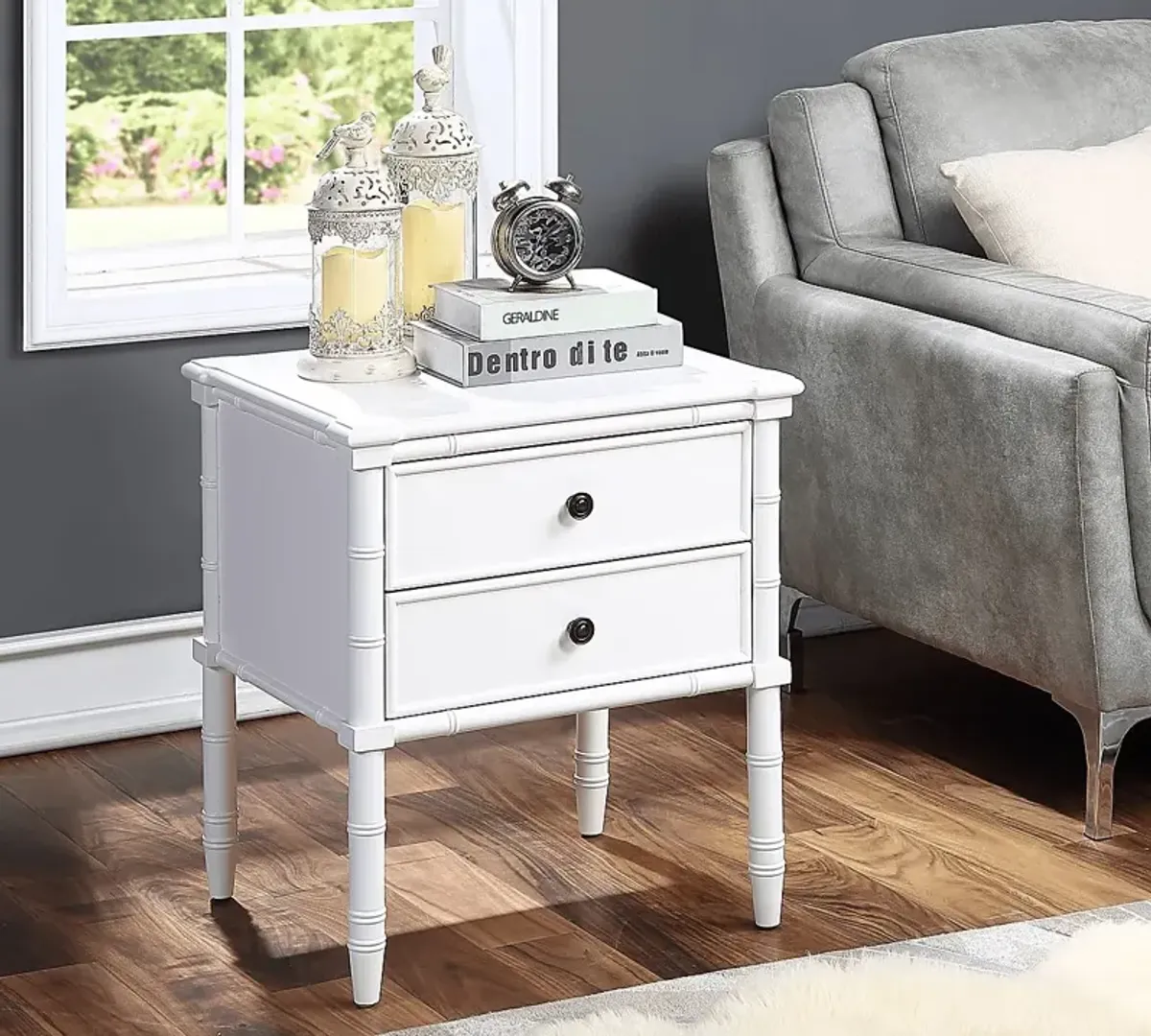 Glennford White End Table