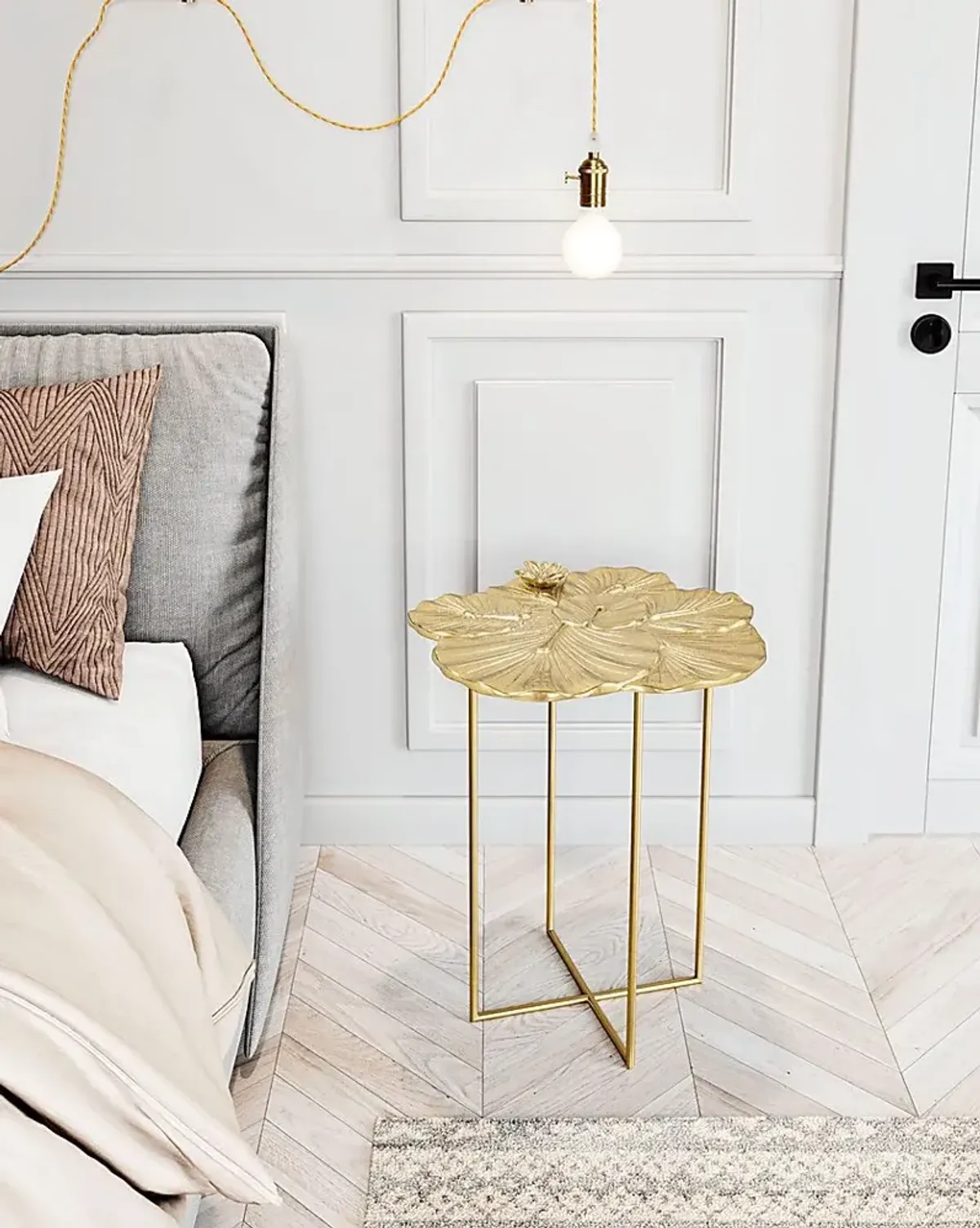 Durenda Gold End Table