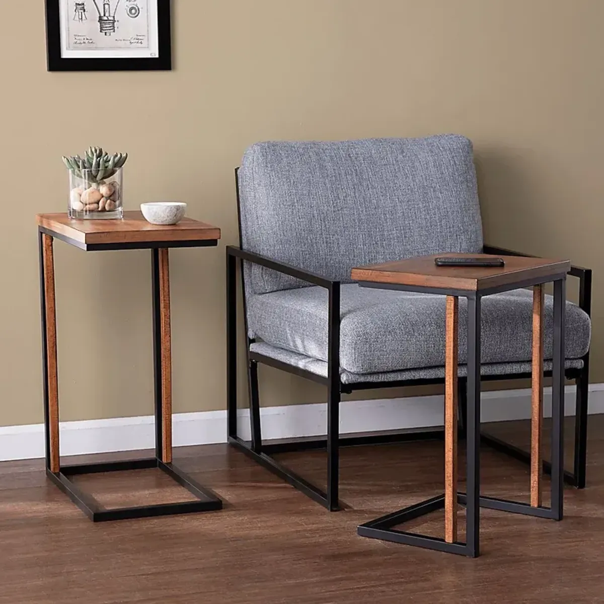 Oaklane Brown Nesting Tables, Set of 2