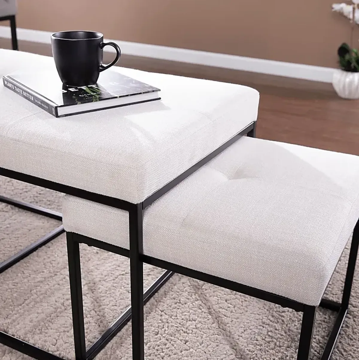 Delmoncio White Ottoman Set