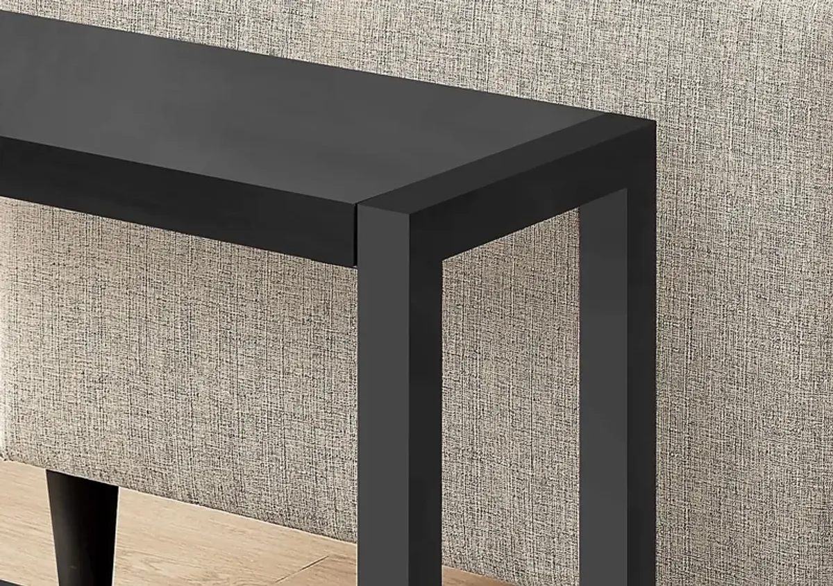 Braehill Black Accent Table