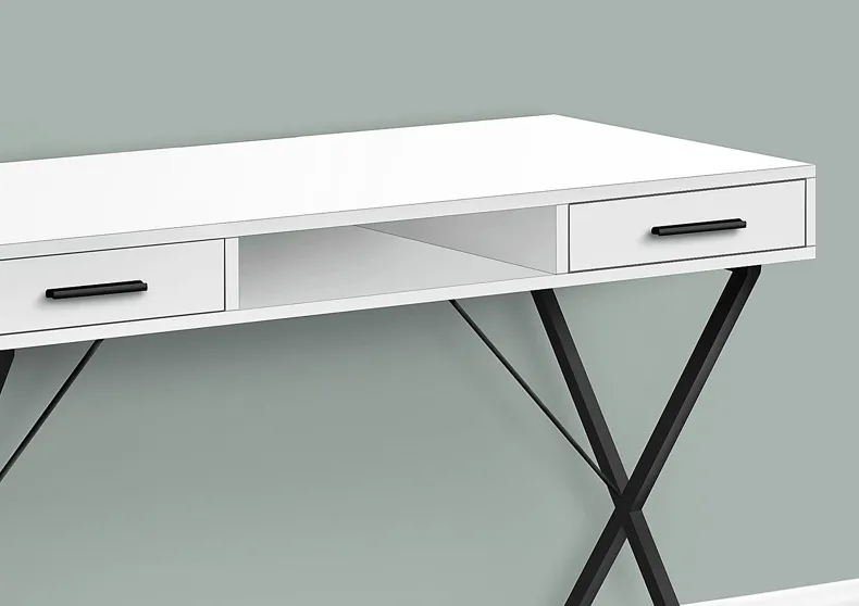 Stillirock White Desk