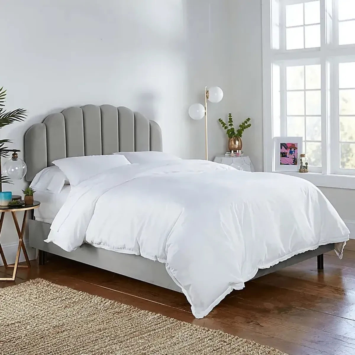 Eloisan Gray Full Bed