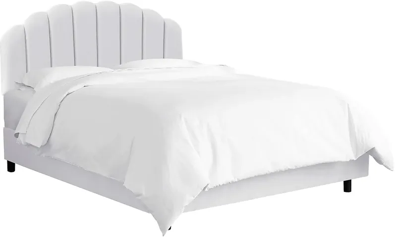 Eloisan White Queen Bed