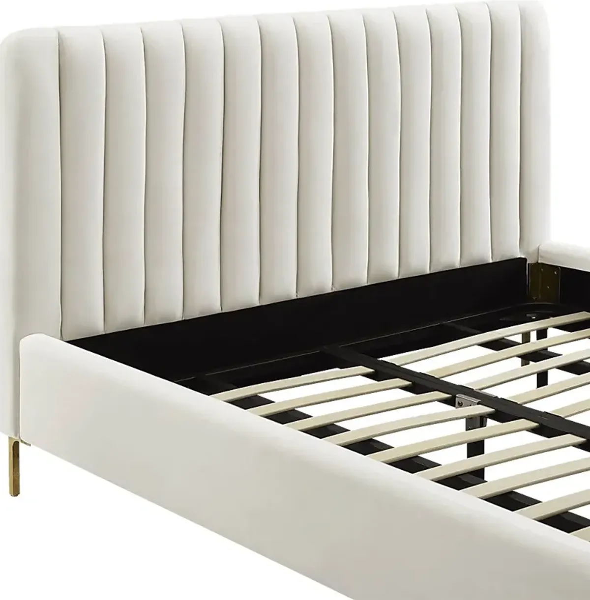 Beineke Cream Queen Bed